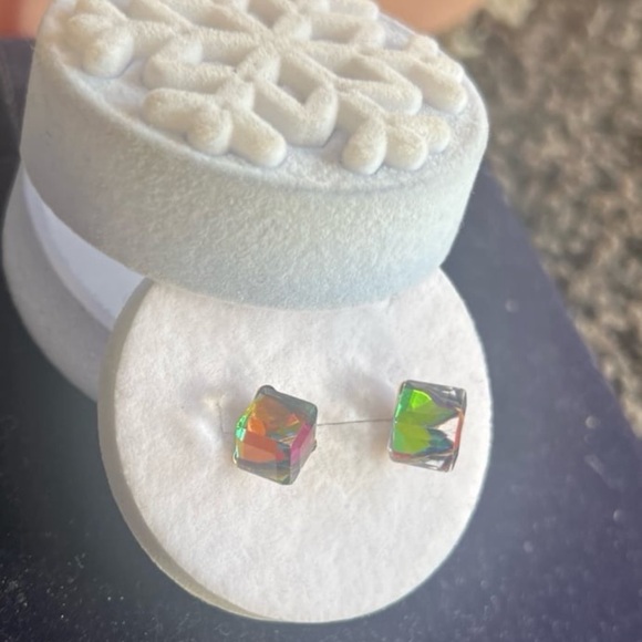 Gorgeous AB swarovski  crystal earrings #307 - Picture 10 of 13